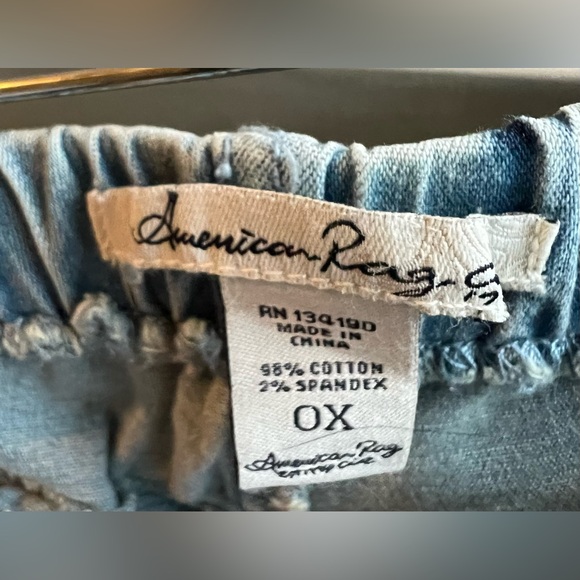 American Rag - NWT - Denim Crops - Size OX - Picture 4 of 10